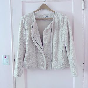 Fluffy teddy white jacket